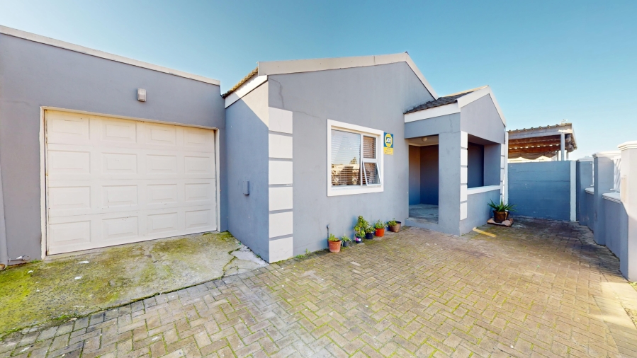 3 Bedroom Property for Sale in Strandfontein Western Cape
